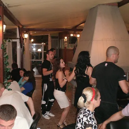 Laguna Family ביאלה